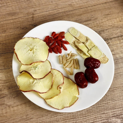 One sachet of Astragalus and Apple Vitality Tea: Replenishes energy, brightens skin, and promotes wellness
