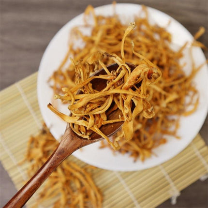 Cordyceps de máxima calidad para sopas / Cordyceps dorado. Setas para realzar el sabor de la sopa. 100% natural.