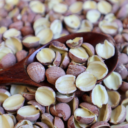 Red seedlesssplit Hunan lotus seeds 8oz excellent for soups and porridges