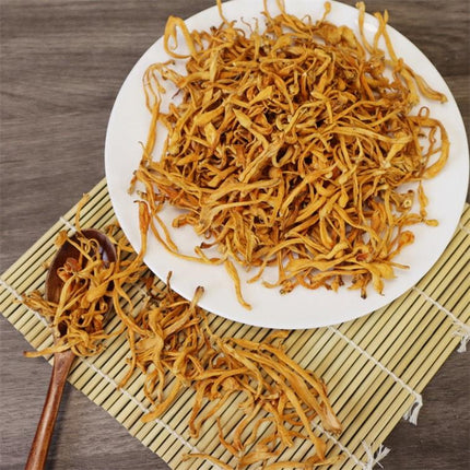 Cordyceps de máxima calidad para sopas / Cordyceps dorado. Setas para realzar el sabor de la sopa. 100% natural.