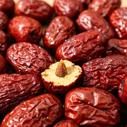 Dátiles rojos grandes Ruowu de Xinjiang, de piel fina, pulpa gruesa y hueso pequeño